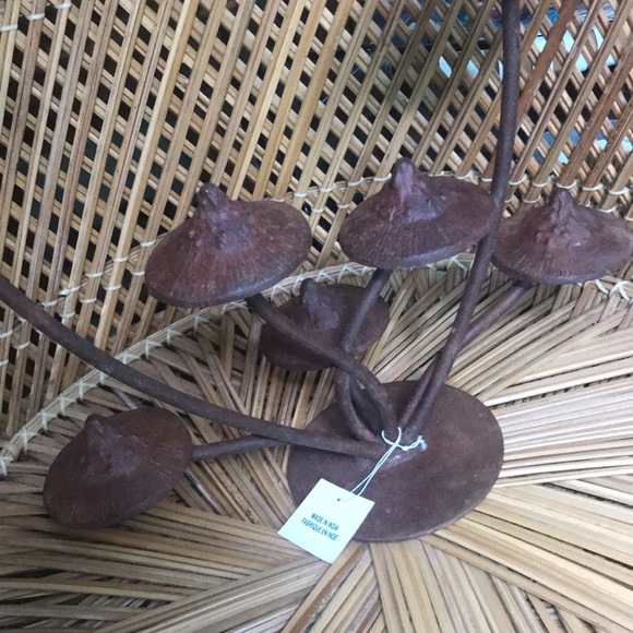 Anthropologie Whimsical Rustic Patina Iron Multiple Mushroom Tabletop Decor 🍄 - Picture 12 of 16